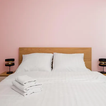 Bemowo Pleasant By Bookinghost