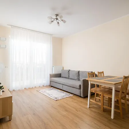 Bemowo Pleasant By Bookinghost